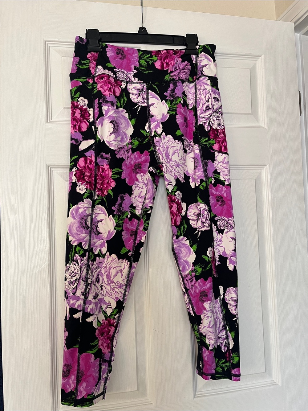 VS Floral Purple & Pink Active Leggings